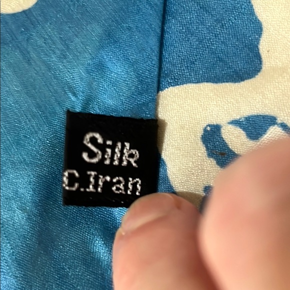 Handmade Iranian Blue and Gold Geometric Necktie - Picture 3 of 8